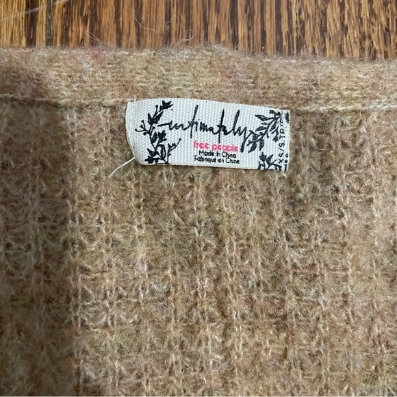 Free People Intimately Oversized Waffle Knit Sweater Tan Nubuck Size XS/Small - Picture 8 of 9